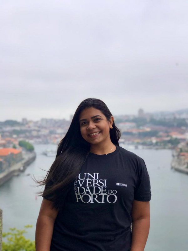 Ana Claudia Rocha Rezende - Universidade do Porto, em Portugal - Primeiro Semestre 2021